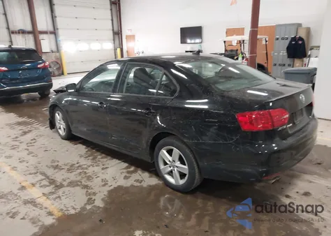 2012 Volkswagen Jetta 2.0L Tdi z USA, uszkodzony, nr VIN 3VWLL7AJXCM320820
